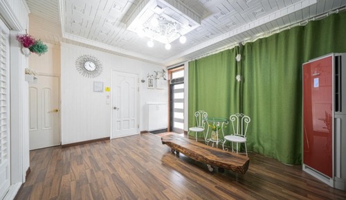 Room (Hamilbang (Hanok Unshared House 119m))