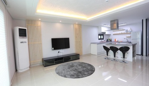 Room (Pool Villa S1)