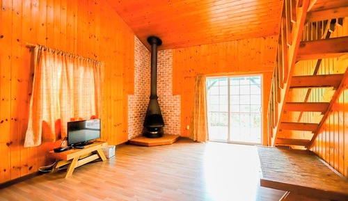 Room (Room 3 (Duplex))