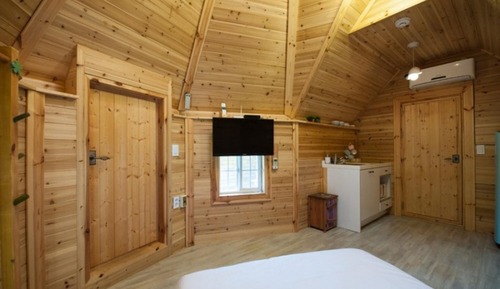 Room (Room 4 (Unshared House))
