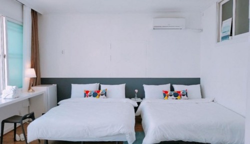 Room (Unshared House (Ocean View))