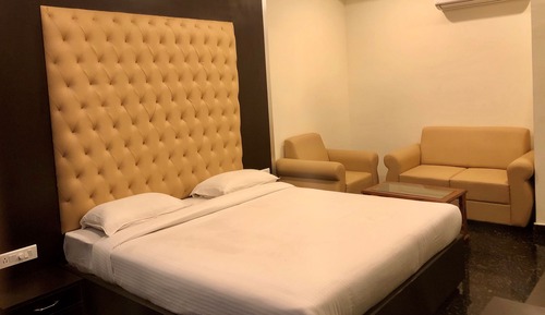 Royal Room