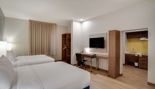 Suite, 2 Queen Beds, Non Smoking (Pet Friendly)