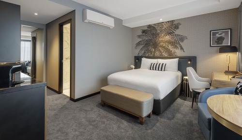 Interconnecting Executive Studio