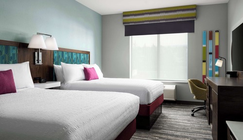 Room, 2 Queen Beds, Refrigerator & Microwave