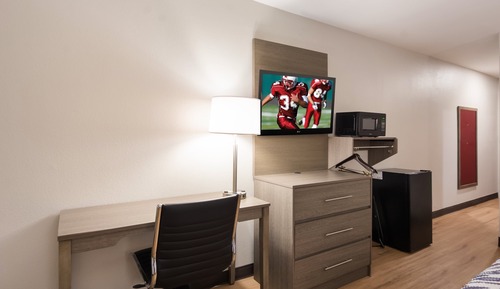 Deluxe Room, 1 King Bed, Non Smoking