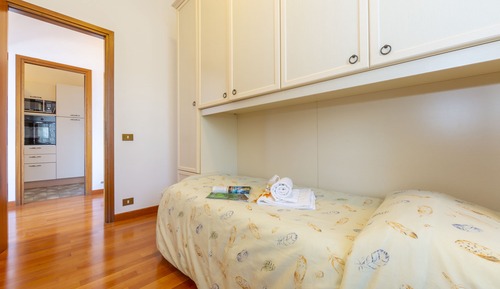 Family Apartment, 2 Bedrooms, Mountainside (La Rosa Dei Venti Lake View Terrace)