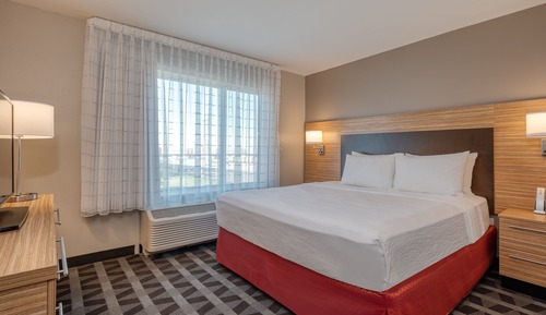 Studio, 1 King Bed with Sofa bed (Hearing Accessible)