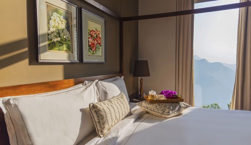 Luxury Room, 1 Twin Bed, Valley View