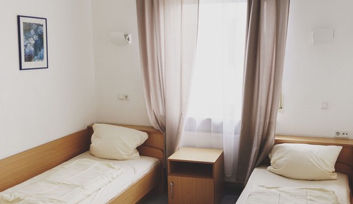 Basic Double Room, Private Bathroom, Courtyard View