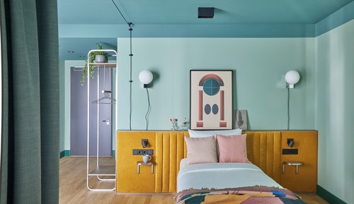 Locke Studio - Accessible Twin