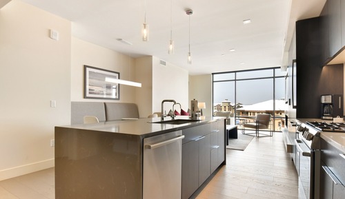 Condo, 2 Bedrooms
