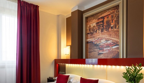 Family Room, Multiple Beds