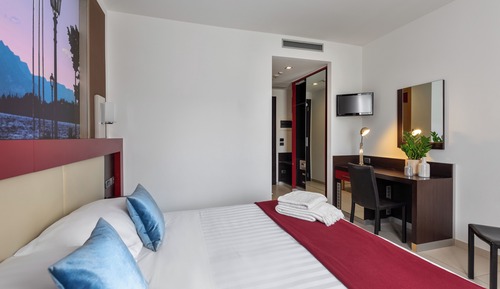 Classic Double or Twin Room, Accessible