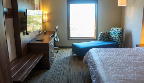 Standard Room, 1 King Bed, Accessible