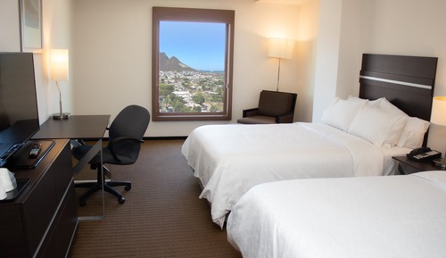 Standard Room, 2 Queen Beds, Pool View