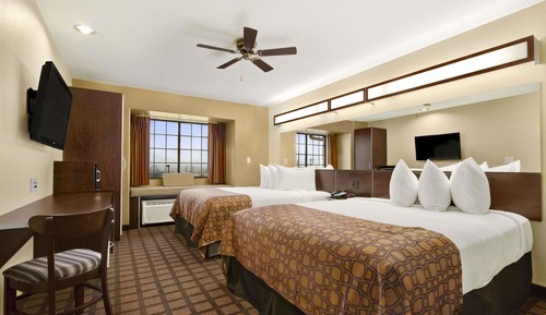 Room, 2 Queen Beds, Accessible, Non Smoking (Tub with Grab Bars)