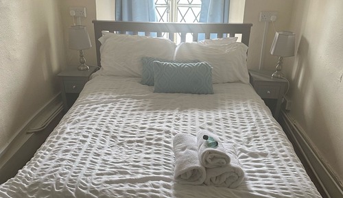 Basic Double Room, Ensuite