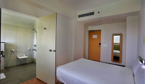 Standard twin Bedded Room 