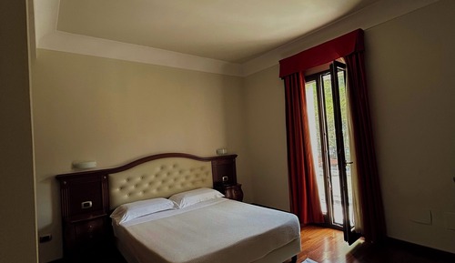 Suite, Hot Tub
