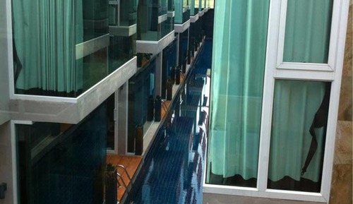 Duplex, Pool Access