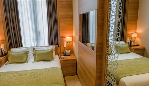 Double Room (Small)