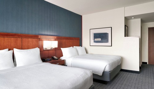 Room, 2 Queen Beds (Mobility Accessible, Roll-In Shower)