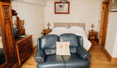 Double Room, Ensuite (King Size)