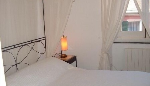 Deluxe Apartment (2 people)