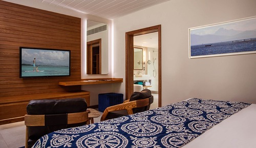 Paradis Room (2 Adults &1 child more than 5 yrs)
