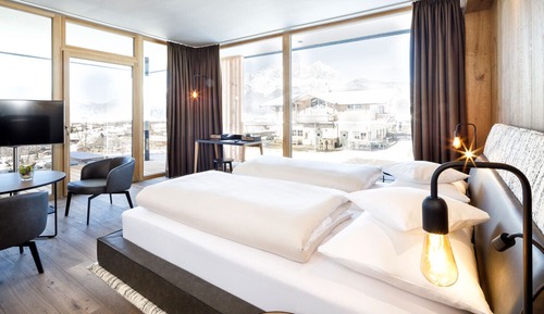 Family Suite, 2 Bedrooms, Mountain View