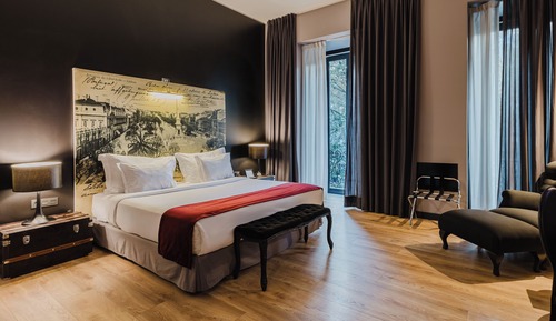 Deluxe Double or Twin Room, Balcony