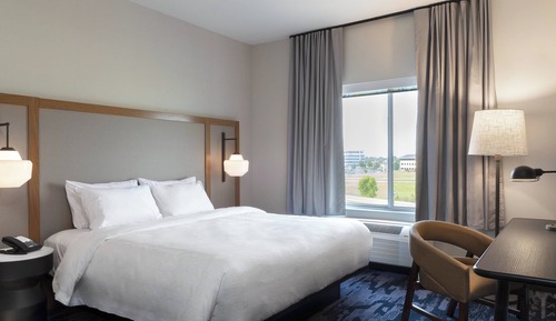 Room, 1 King Bed (Hearing Accessible)