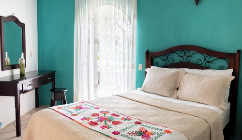 Room, Mountain View (Linda vista #1)