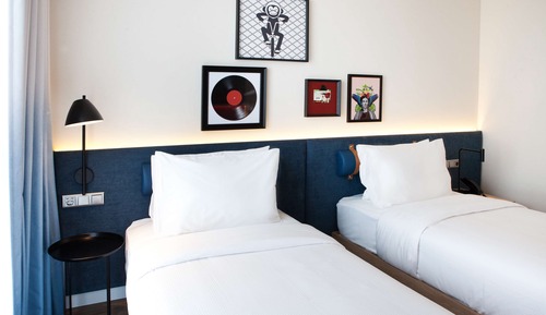 Family Room, Multiple Beds