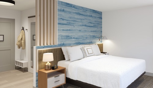 Studio, 1 King Bed with Sofa bed, Mountain View (Hearing Accessible)
