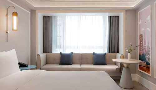 Standard Room, 1 King Bed