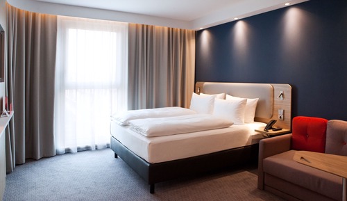 Standard Room, 1 Queen Bed with Sofa bed