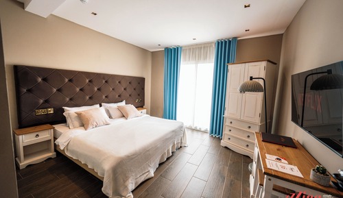 Double Room (King Room with Balcony)