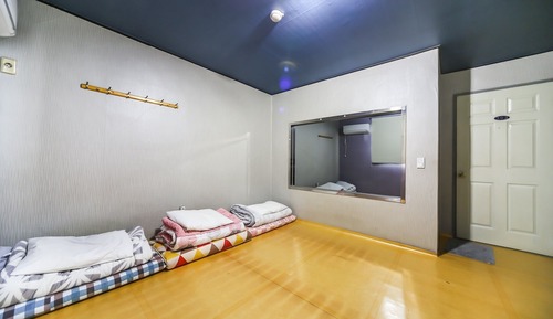 Room (Korean Room (Small Room))