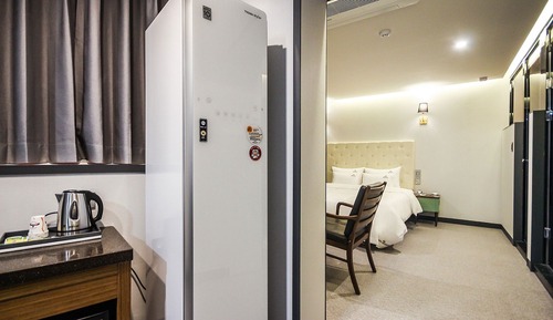 Room (Special Room)