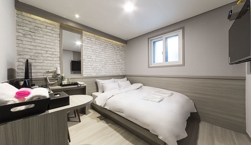 Room (Standard Room)