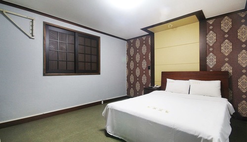 Room (Standard Room)