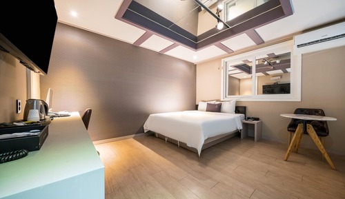 Room (Standard A (All in one PC+Single bath)