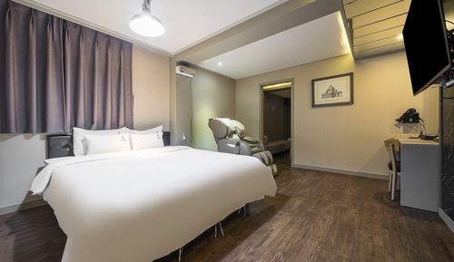 Room (Suite Karaoke*Mountain View*)Premium )