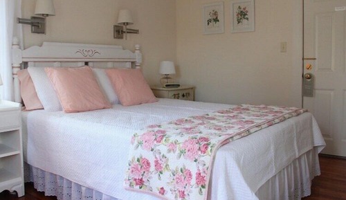 Queen Room with Private Deck: 203