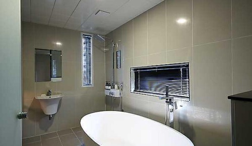 Room (VIPSKY 3 (Double Bed Netflix Availabl)