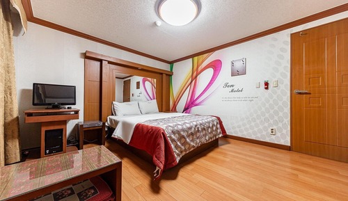 Room (Standard Room)