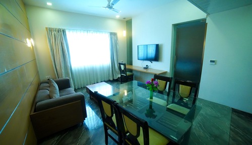 Royal Studio Suite