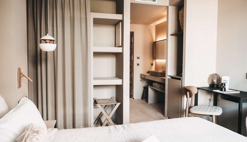 Double Room, Balcony